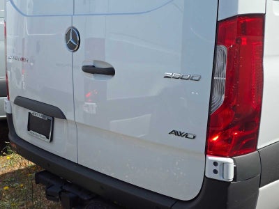 2026 Mercedes-Benz Sprinter 2500 Standard Roof I4 Diesel HO 144 AWD