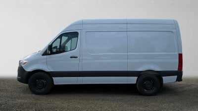 2026 Mercedes-Benz Sprinter 2500 Standard Roof I4 Diesel HO 144 AWD