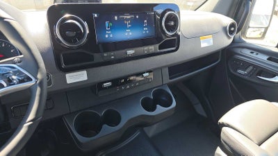 2026 Mercedes-Benz Sprinter 2500 Standard Roof I4 Diesel HO 144 AWD