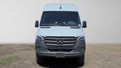 2026 Mercedes-Benz Sprinter 2500 Standard Roof I4 Diesel HO 144 AWD