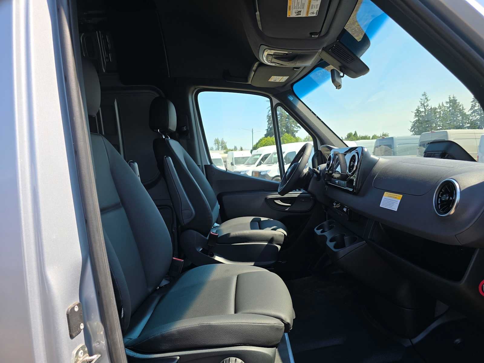 2025 Mercedes-Benz Sprinter Cargo Van 2500 Standard Roof I4 Diesel HO 144 AWD