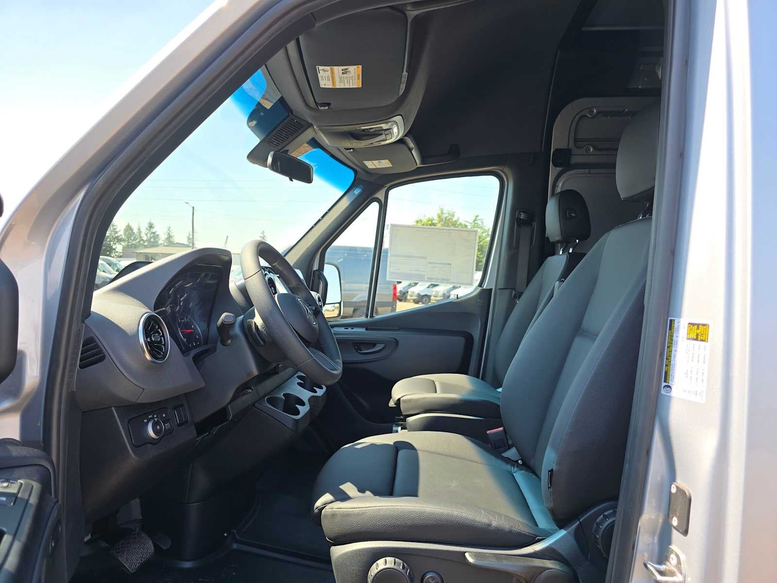 2025 Mercedes-Benz Sprinter Cargo Van 2500 Standard Roof I4 Diesel HO 144 AWD