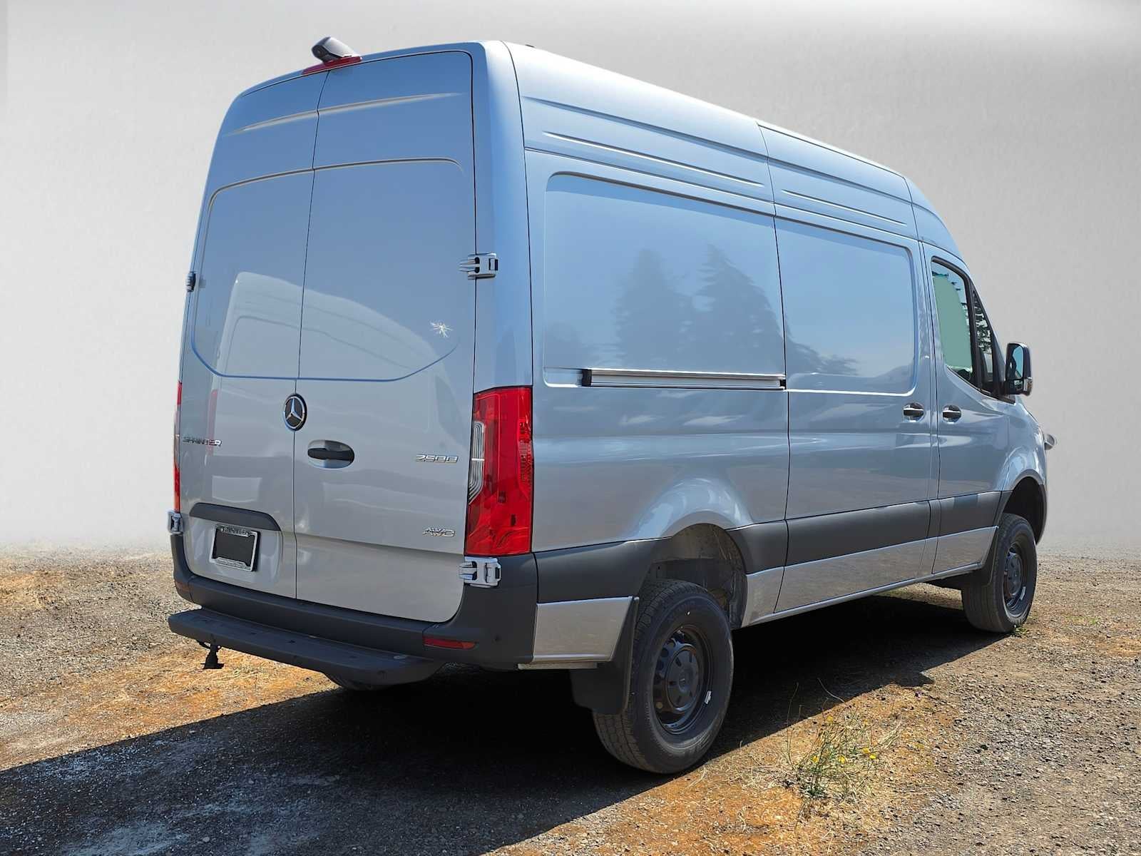 2025 Mercedes-Benz Sprinter Cargo Van 2500 Standard Roof I4 Diesel HO 144 AWD
