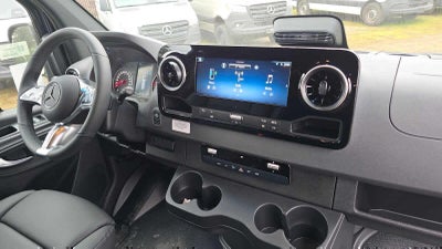 2026 Mercedes-Benz Sprinter 2500 Standard Roof I4 Diesel HO 144 AWD