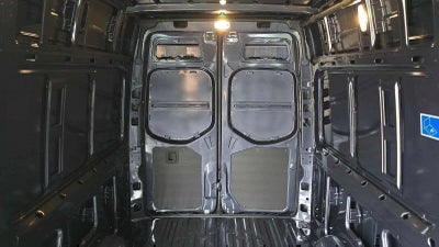 2026 Mercedes-Benz Sprinter 2500 Standard Roof I4 Diesel HO 144 AWD