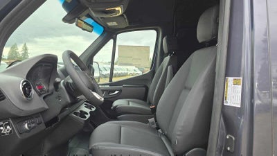2026 Mercedes-Benz Sprinter 2500 Standard Roof I4 Diesel HO 144 AWD