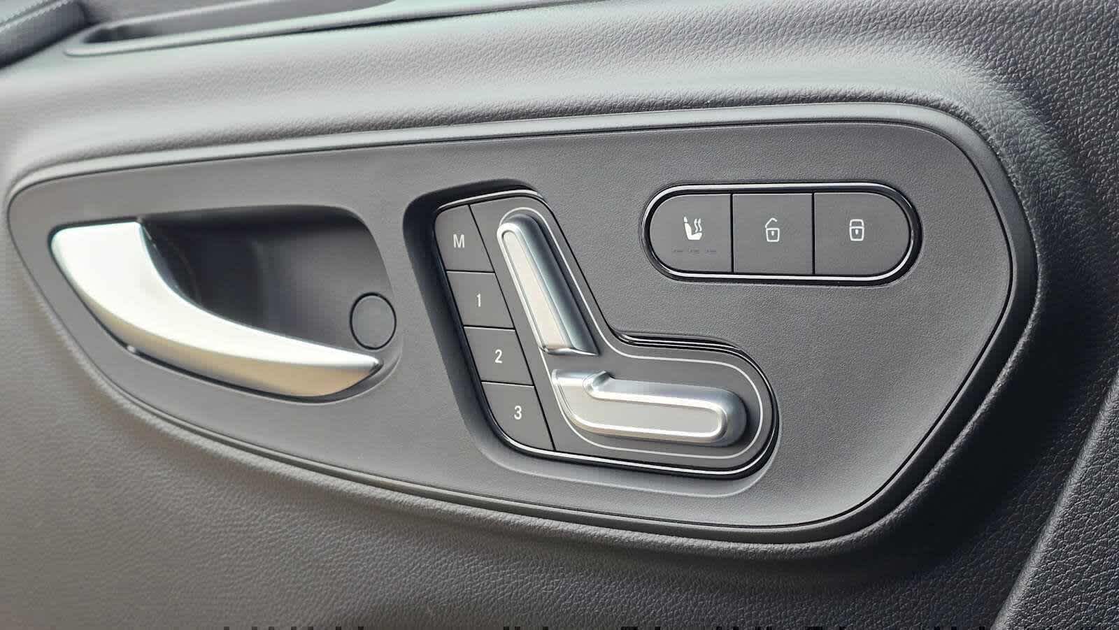 2026 Mercedes-Benz Sprinter 2500 Standard Roof I4 Diesel HO 144 AWD