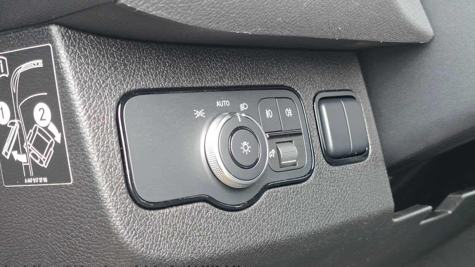 2026 Mercedes-Benz Sprinter 2500 Standard Roof I4 Diesel HO 144 AWD