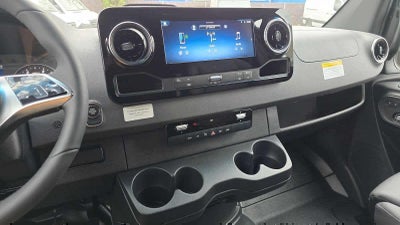 2026 Mercedes-Benz Sprinter 2500 Standard Roof I4 Diesel HO 144 AWD