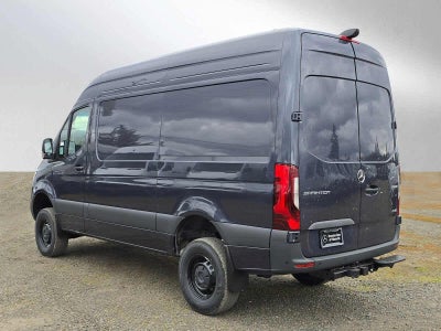 2026 Mercedes-Benz Sprinter 2500 Standard Roof I4 Diesel HO 144 AWD