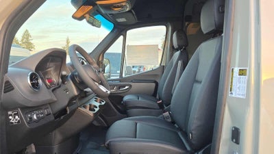 2026 Mercedes-Benz Sprinter 2500 Standard Roof I4 Diesel HO 144 AWD