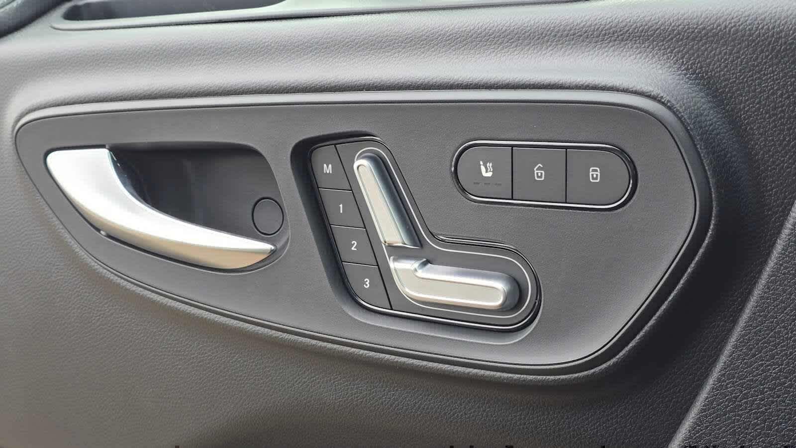 2026 Mercedes-Benz Sprinter 2500 Standard Roof I4 Diesel HO 144 AWD