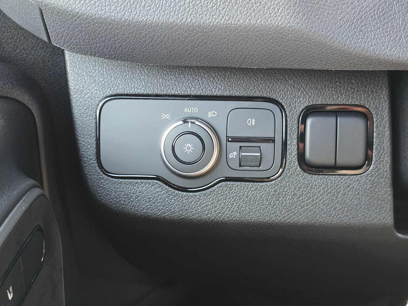 2025 Mercedes-Benz Sprinter Cargo Van 2500 Standard Roof I4 Diesel HO 144" AWD