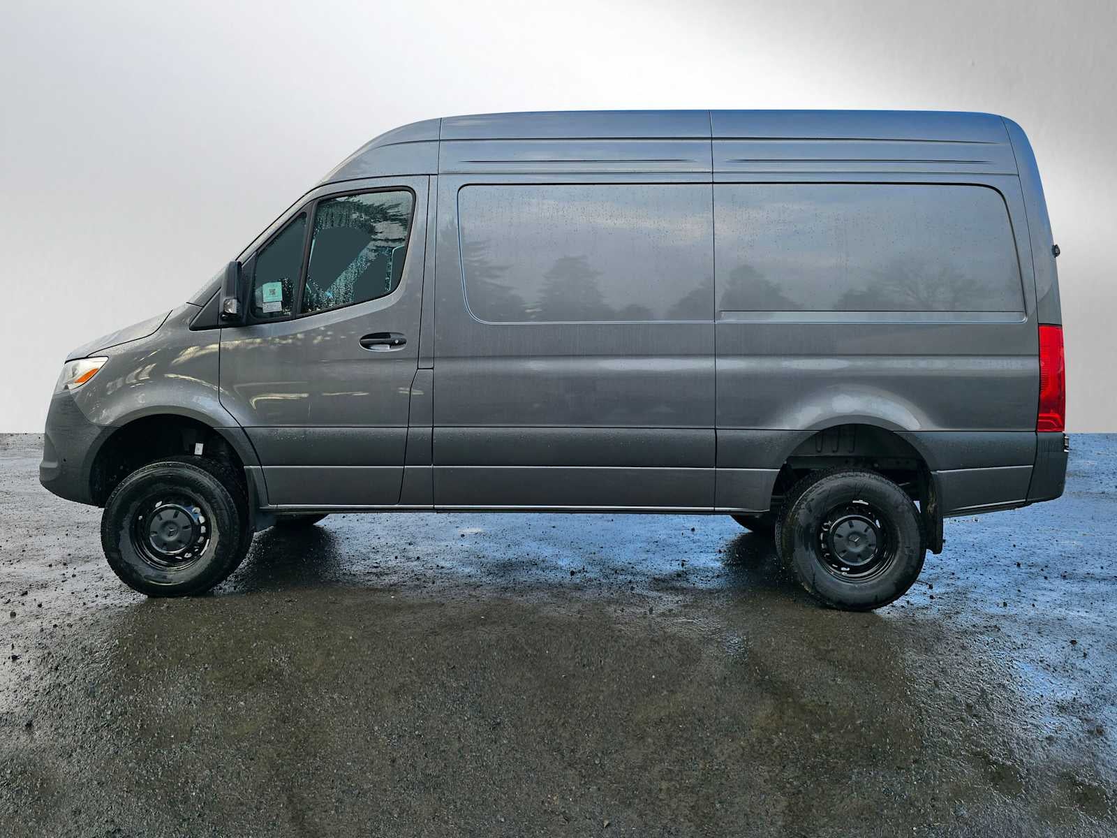 2025 Mercedes-Benz Sprinter Cargo Van 2500 Standard Roof I4 Diesel HO 144" AWD