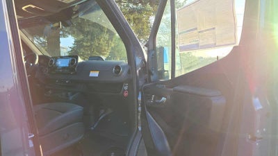 2026 Mercedes-Benz Sprinter 2500 Standard Roof I4 Diesel HO 144" AWD