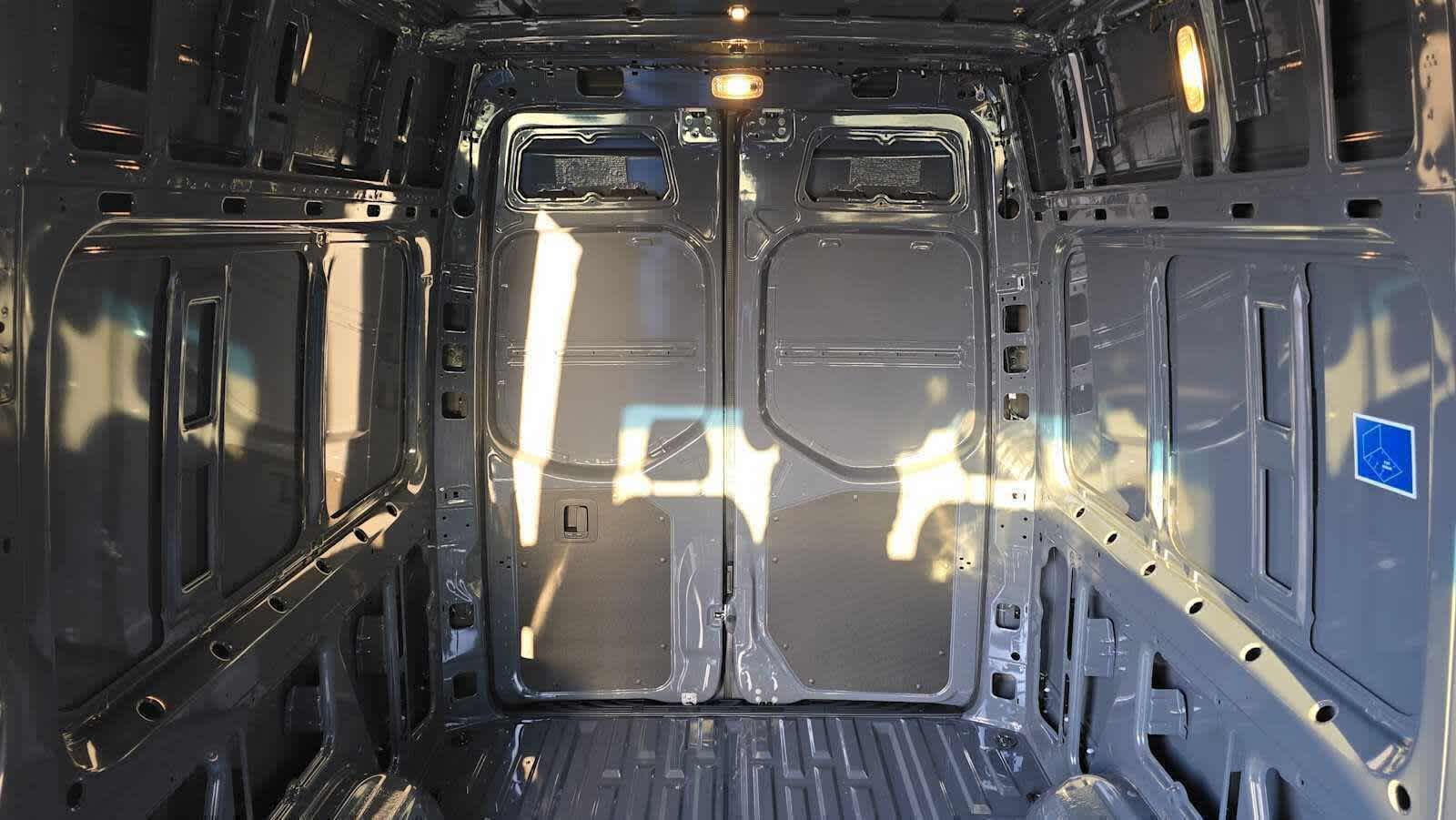 2026 Mercedes-Benz Sprinter 2500 Standard Roof I4 Diesel HO 144" AWD