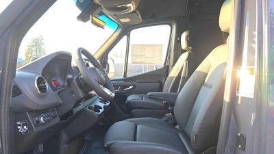 2026 Mercedes-Benz Sprinter 2500 Standard Roof I4 Diesel HO 144" AWD