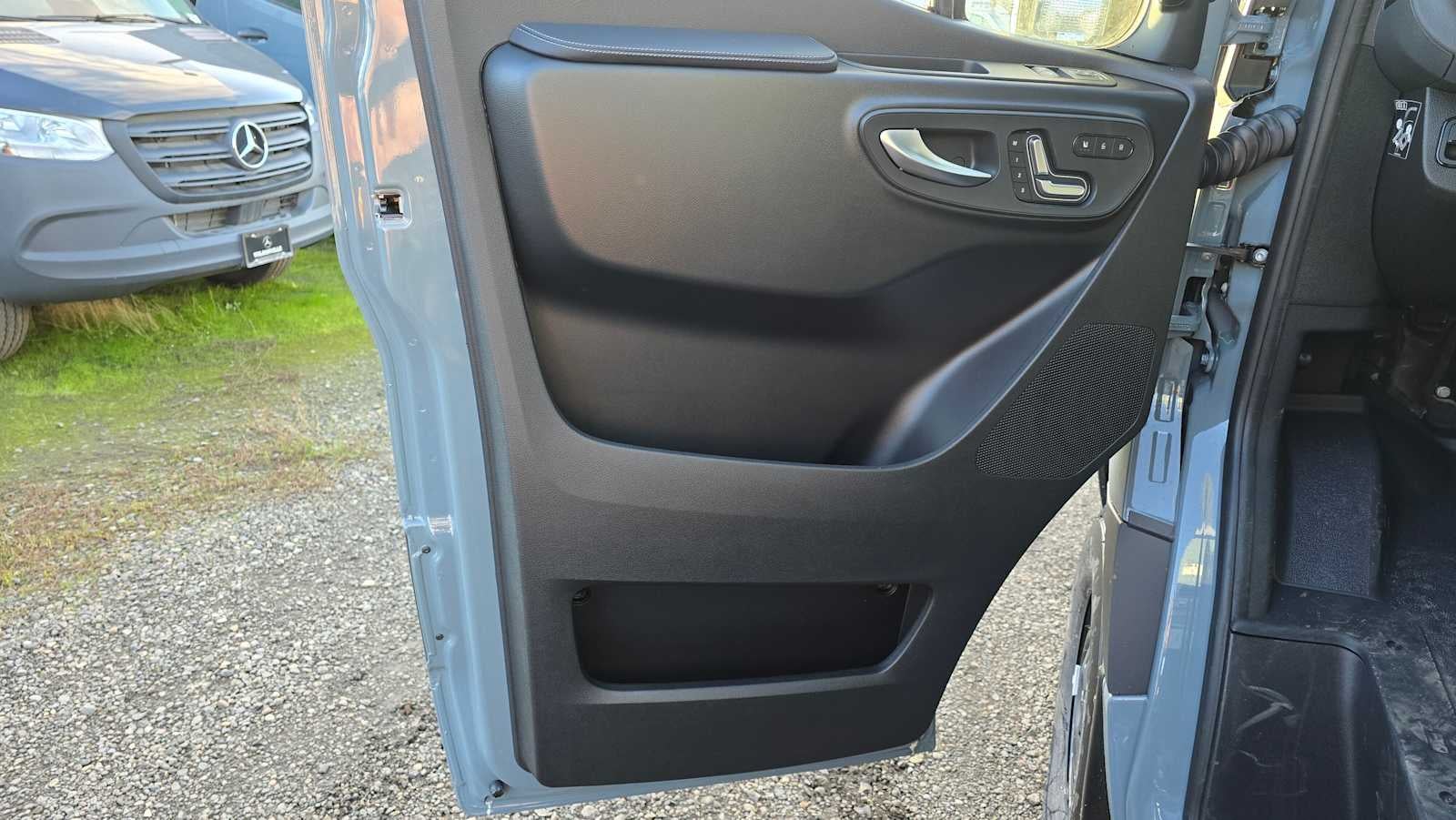 2026 Mercedes-Benz Sprinter 2500 Standard Roof I4 Diesel HO 144" AWD