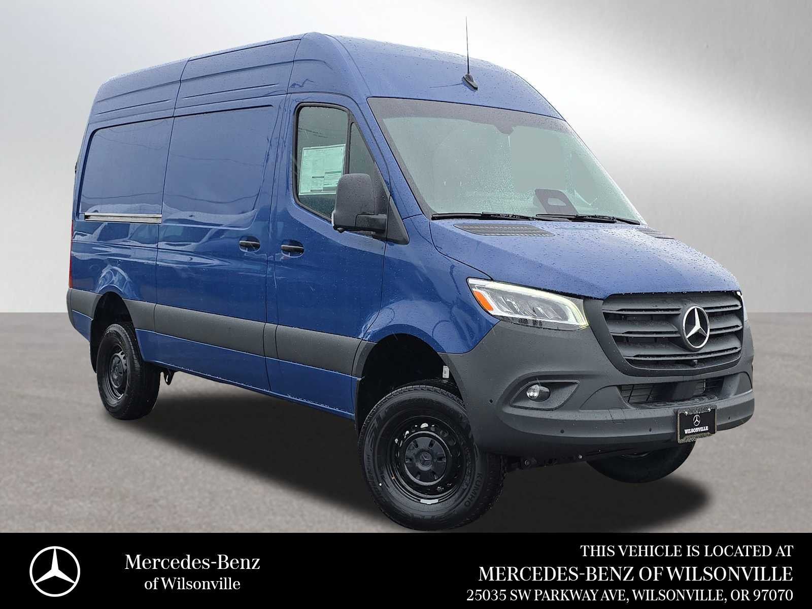 2026 Mercedes-Benz Sprinter 2500 Standard Roof I4 Diesel HO 144 AWD
