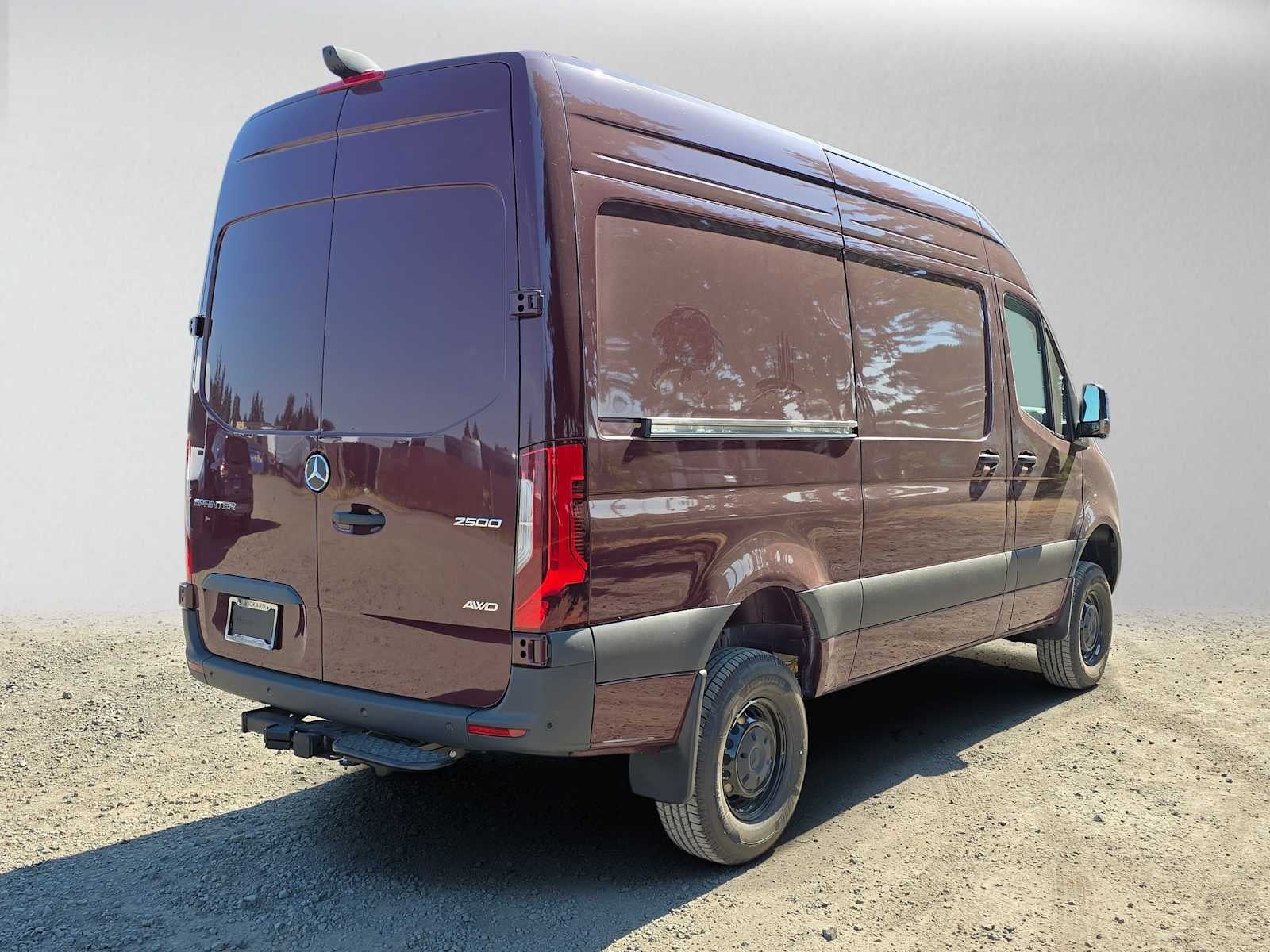 2026 Mercedes-Benz Sprinter 2500 Standard Roof I4 Diesel HO 144 AWD
