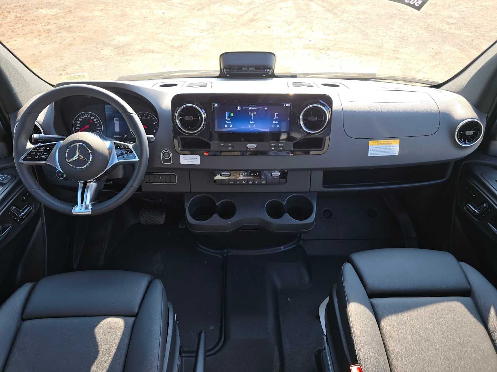 2026 Mercedes-Benz Sprinter 2500 Standard Roof I4 Diesel HO 144 AWD