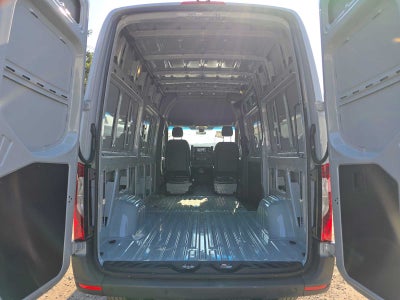 2026 Mercedes-Benz Sprinter 2500 Standard Roof I4 Diesel HO 144 AWD