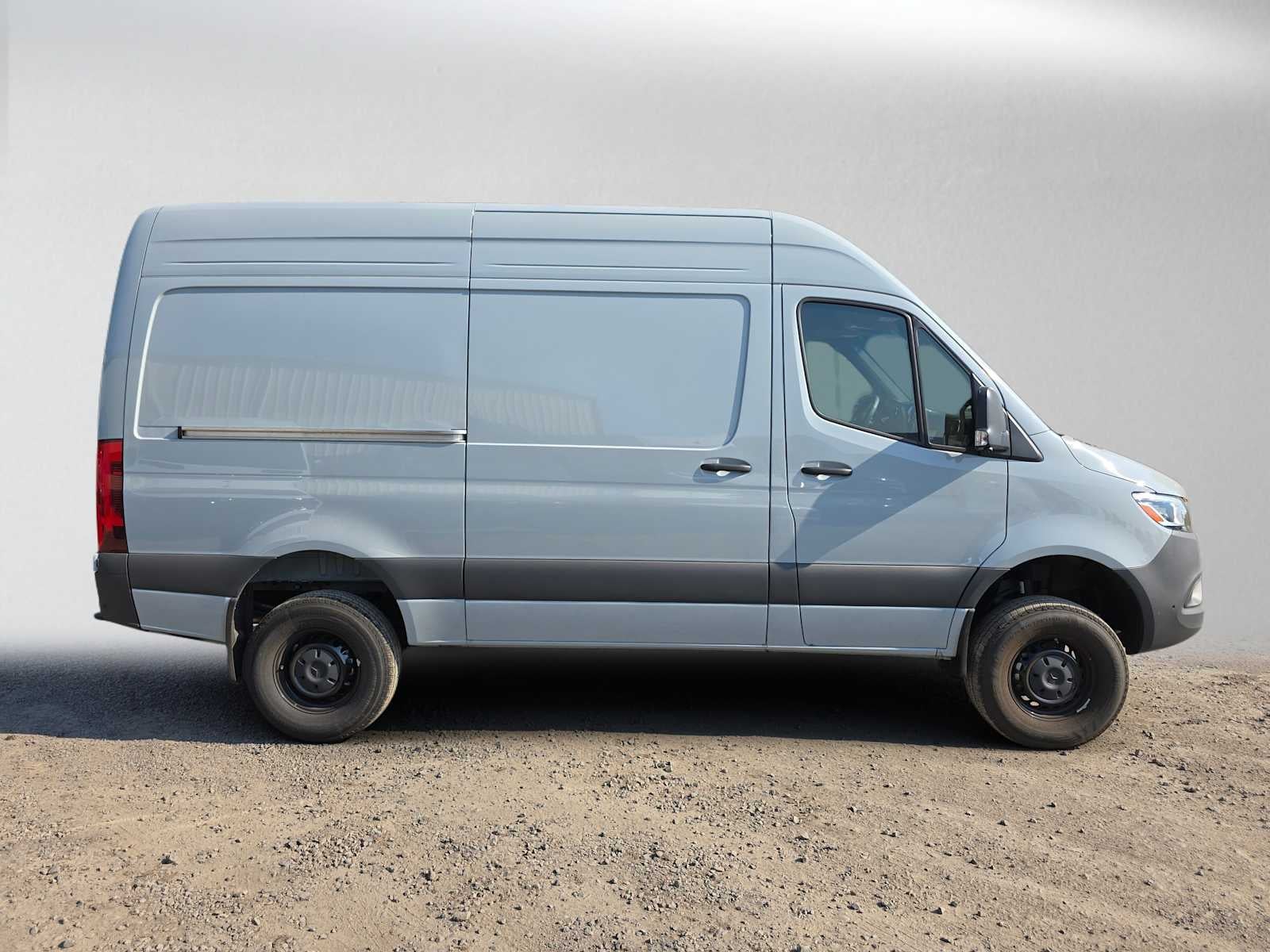 2026 Mercedes-Benz Sprinter 2500 Standard Roof I4 Diesel HO 144 AWD