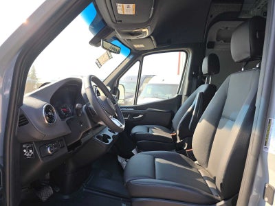 2026 Mercedes-Benz Sprinter 2500 Standard Roof I4 Diesel HO 144 AWD