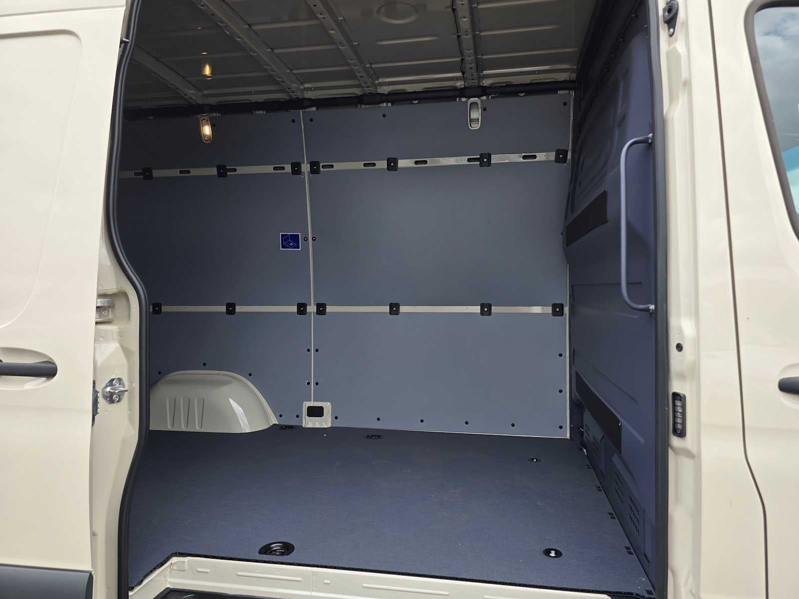 2025 Mercedes-Benz Sprinter Cargo Van 2500 Standard Roof I4 Diesel HO 144 AWD