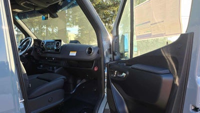 2026 Mercedes-Benz Sprinter 2500 Standard Roof I4 Diesel HO 144" AWD