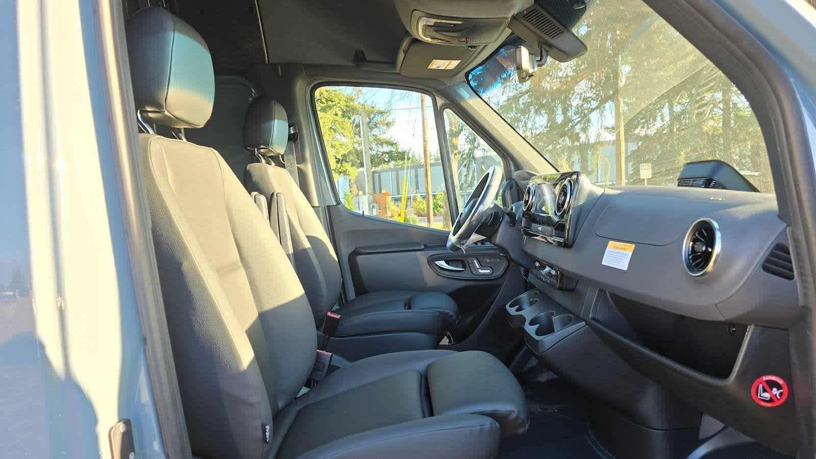 2026 Mercedes-Benz Sprinter 2500 Standard Roof I4 Diesel HO 144" AWD