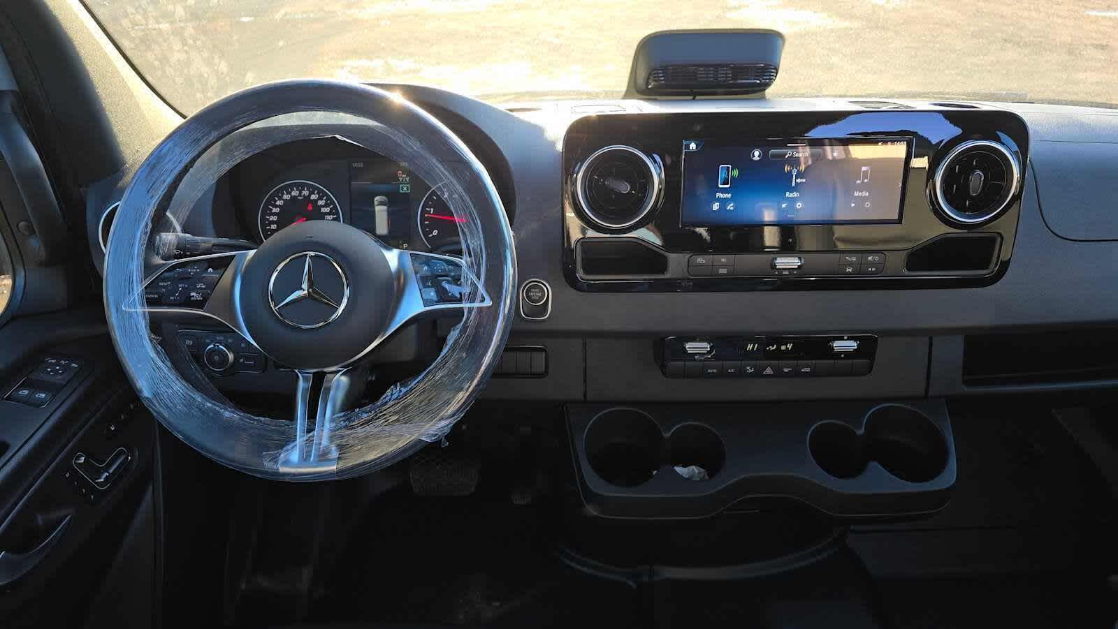 2026 Mercedes-Benz Sprinter 2500 Standard Roof I4 Diesel HO 144" AWD