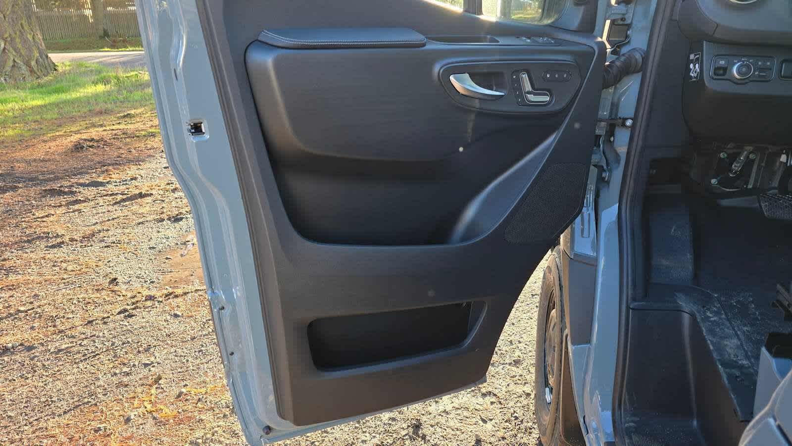 2026 Mercedes-Benz Sprinter 2500 Standard Roof I4 Diesel HO 144" AWD