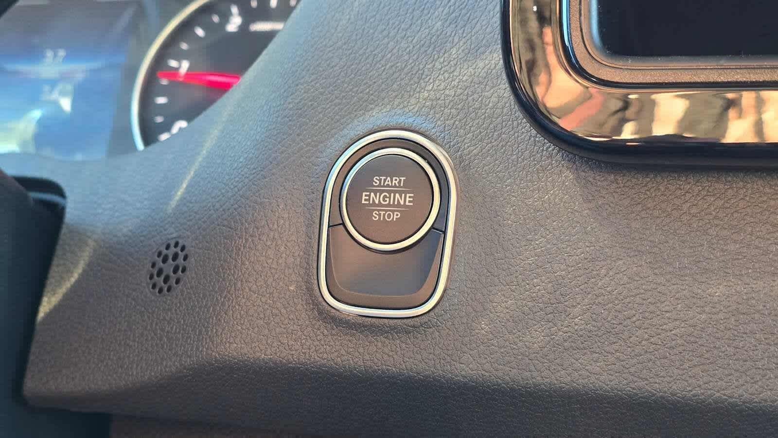 2026 Mercedes-Benz Sprinter 2500 Standard Roof I4 Diesel HO 144" AWD