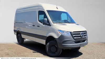 2026 Mercedes-Benz Sprinter 2500 Standard Roof I4 Diesel HO 144 AWD