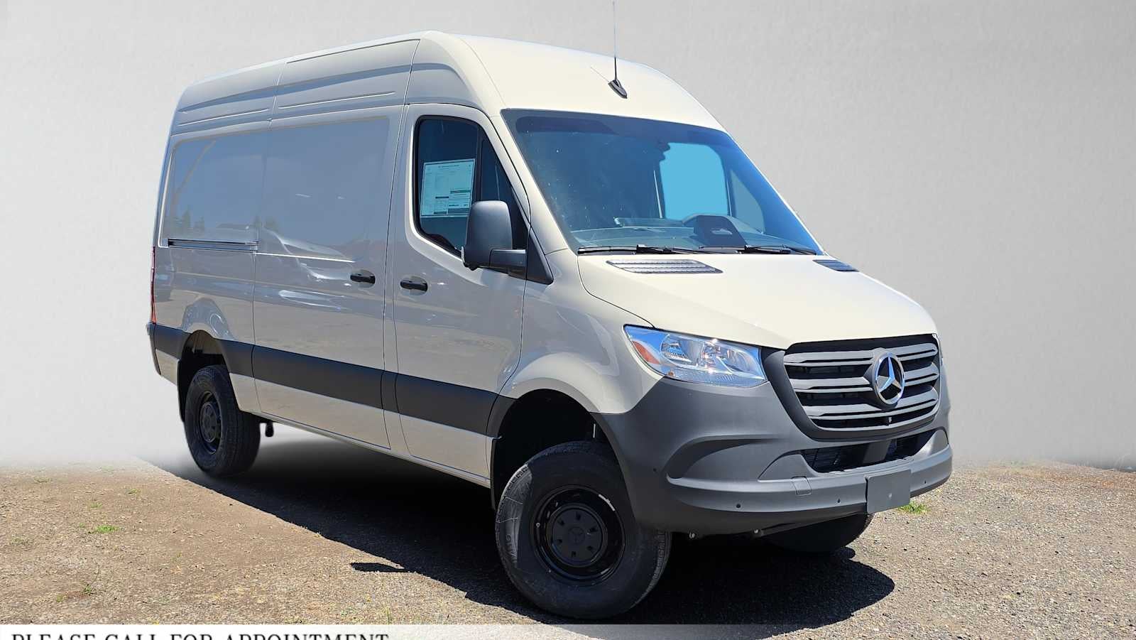 2026 Mercedes-Benz Sprinter 2500 Standard Roof I4 Diesel HO 144 AWD