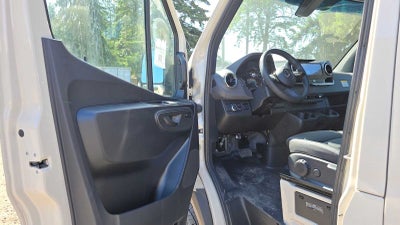 2025 Mercedes-Benz Sprinter Cargo Van 2500 Standard Roof I4 Diesel HO 144 AWD