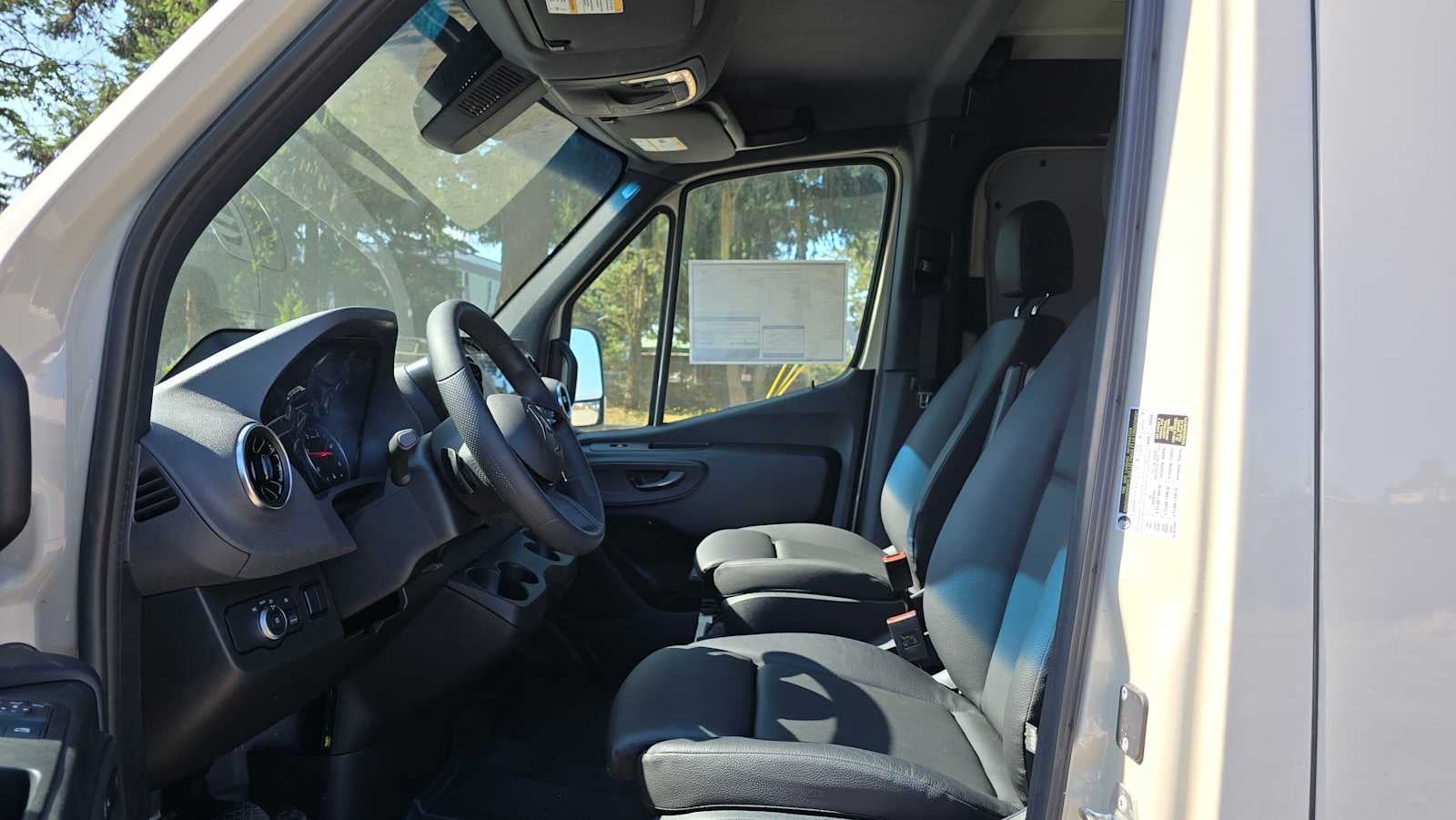 2025 Mercedes-Benz Sprinter Cargo Van 2500 Standard Roof I4 Diesel HO 144 AWD