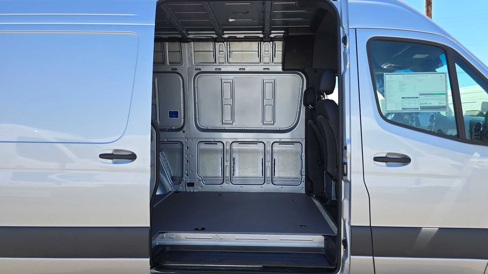 2025 Mercedes-Benz Sprinter Cargo Van 2500 Standard Roof I4 Diesel HO 144 AWD