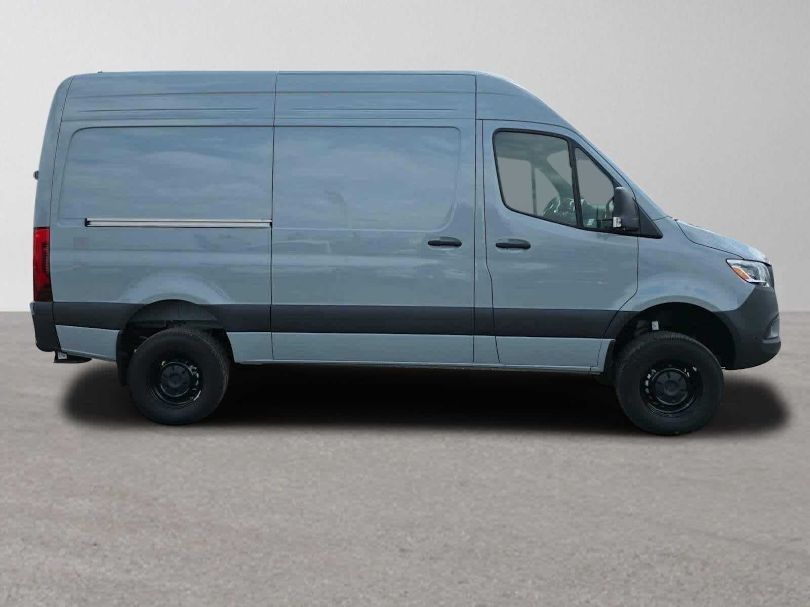 2025 Mercedes-Benz Sprinter Cargo Van 2500 Standard Roof I4 Diesel HO 144 AWD