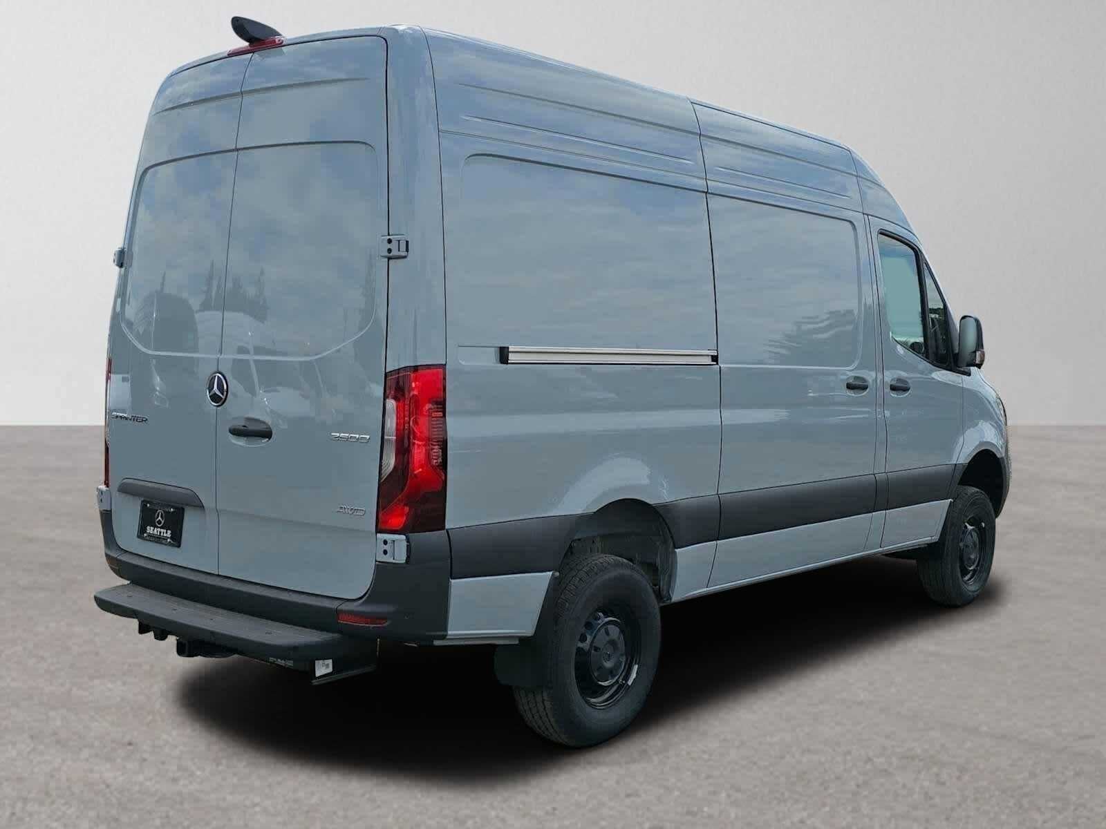 2025 Mercedes-Benz Sprinter Cargo Van 2500 Standard Roof I4 Diesel HO 144 AWD