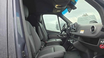 2026 Mercedes-Benz Sprinter 2500 Standard Roof I4 Diesel HO 144 AWD