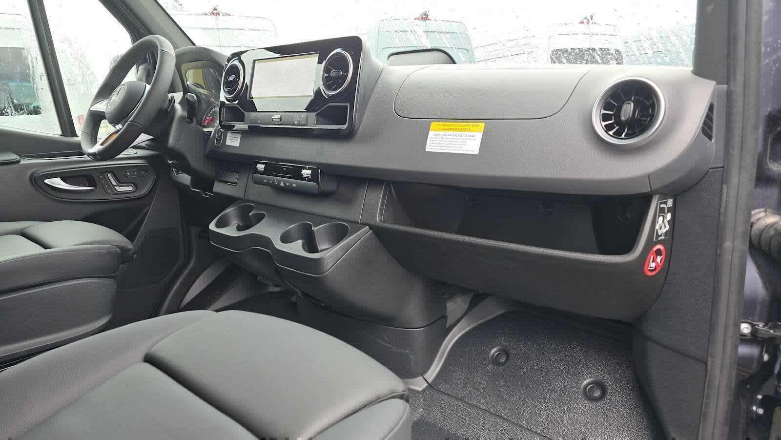 2026 Mercedes-Benz Sprinter 2500 Standard Roof I4 Diesel HO 144 AWD