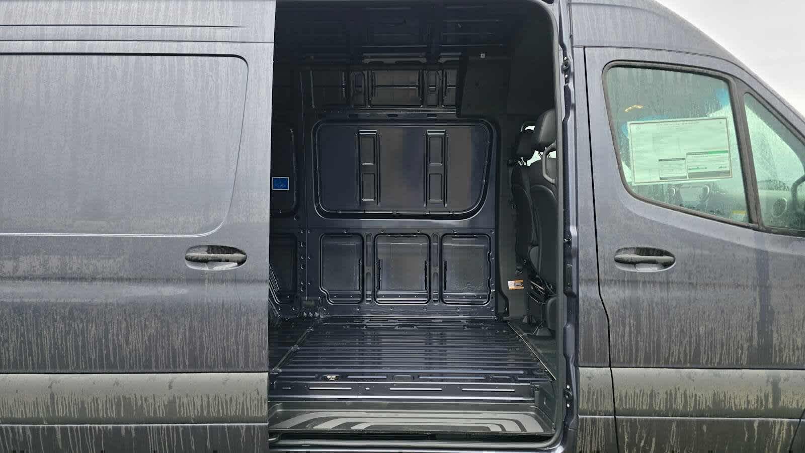 2026 Mercedes-Benz Sprinter 2500 Standard Roof I4 Diesel HO 144 AWD