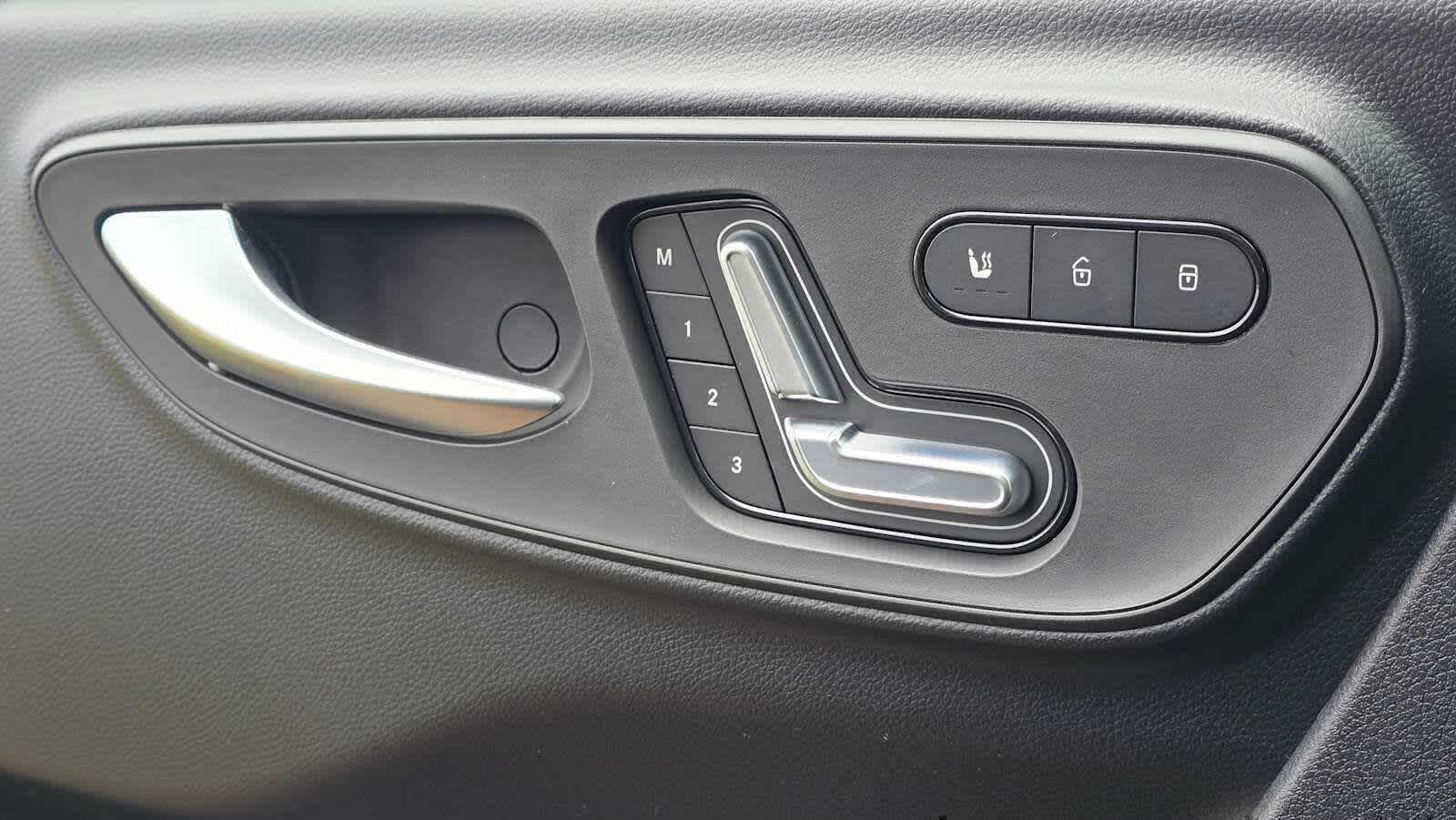 2026 Mercedes-Benz Sprinter 2500 Standard Roof I4 Diesel HO 144 AWD