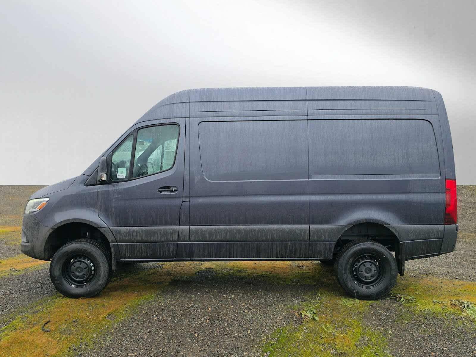 2026 Mercedes-Benz Sprinter 2500 Standard Roof I4 Diesel HO 144 AWD