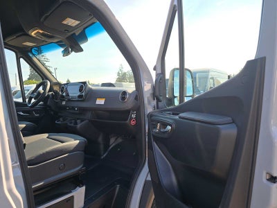 2026 Mercedes-Benz Sprinter 2500 Standard Roof I4 Diesel HO 144 AWD