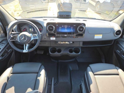 2026 Mercedes-Benz Sprinter 2500 Standard Roof I4 Diesel HO 144 AWD