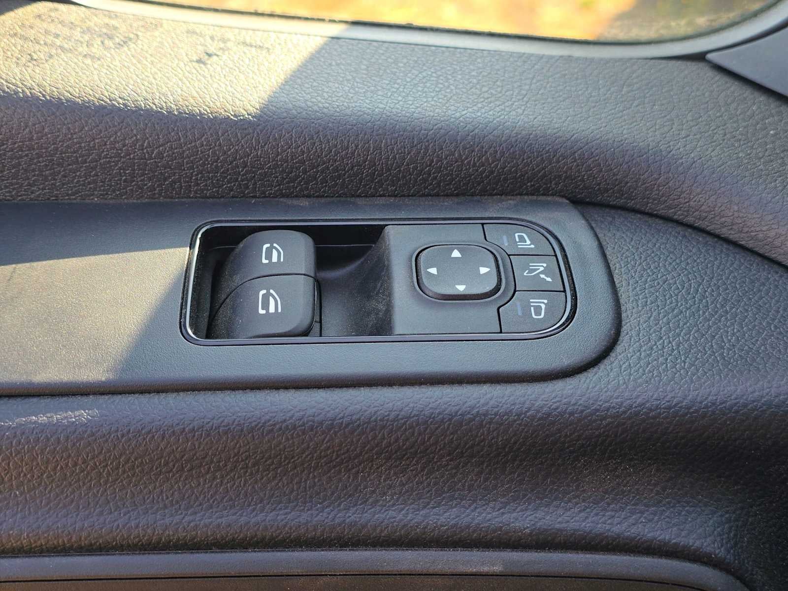 2026 Mercedes-Benz Sprinter 2500 Standard Roof I4 Diesel HO 144 AWD
