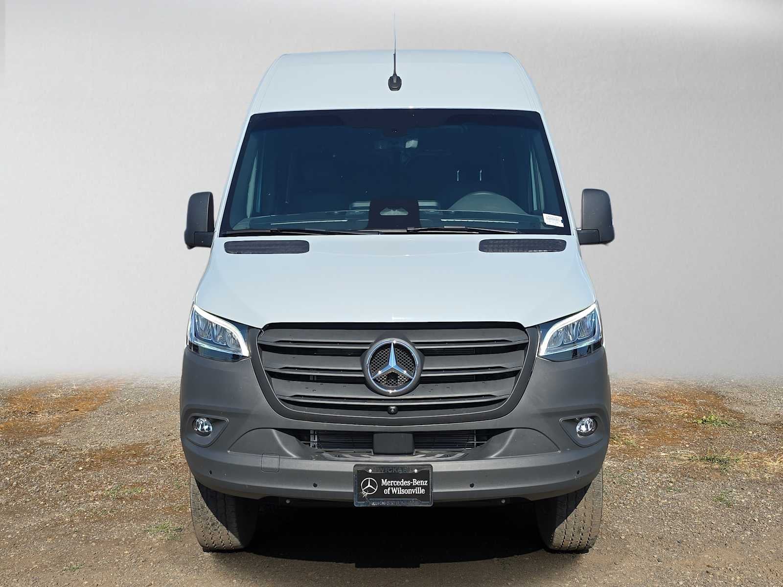 2026 Mercedes-Benz Sprinter 2500 Standard Roof I4 Diesel HO 144 AWD